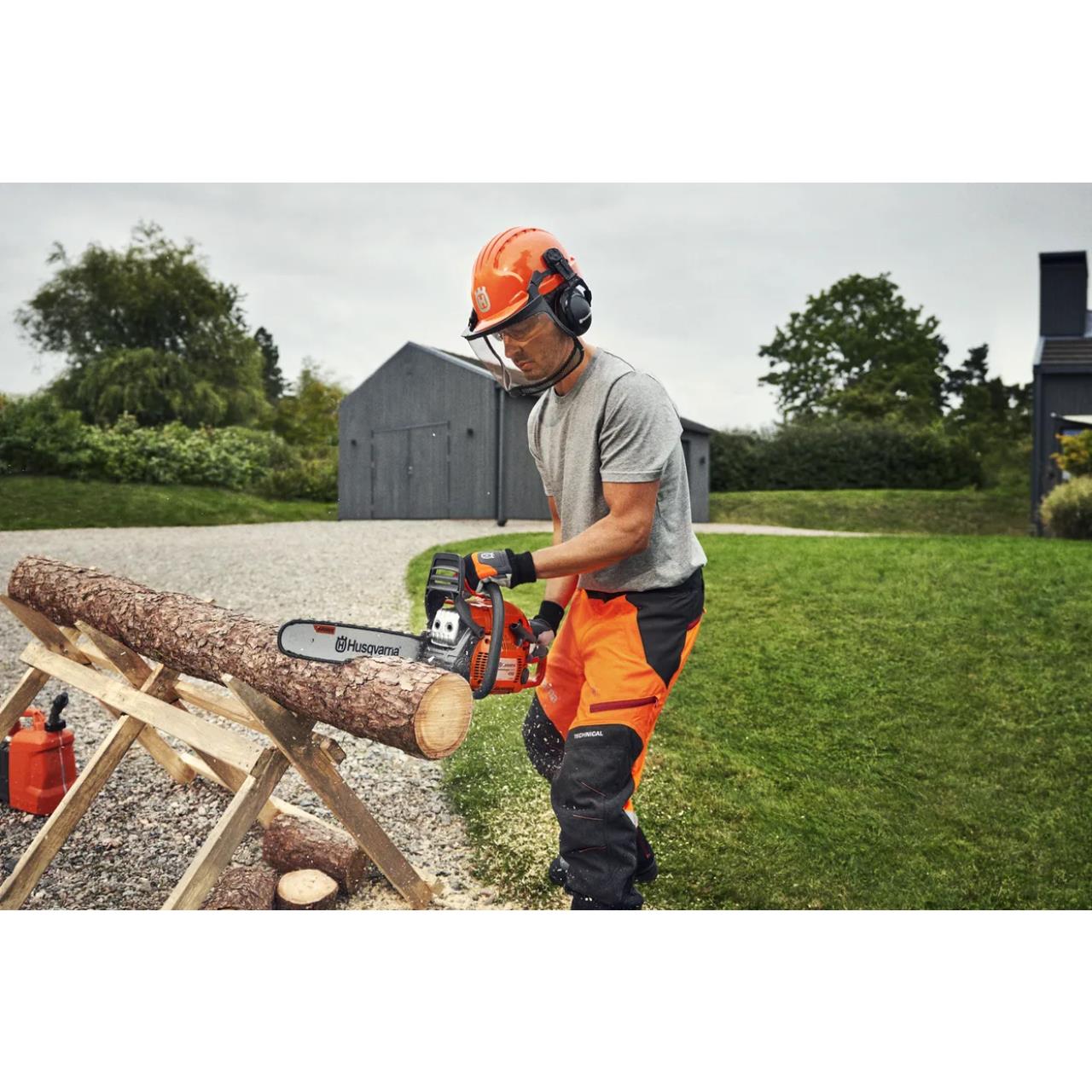 100002966 Benzin-Motorsäge 440e Mark II 15'' / 38 cm